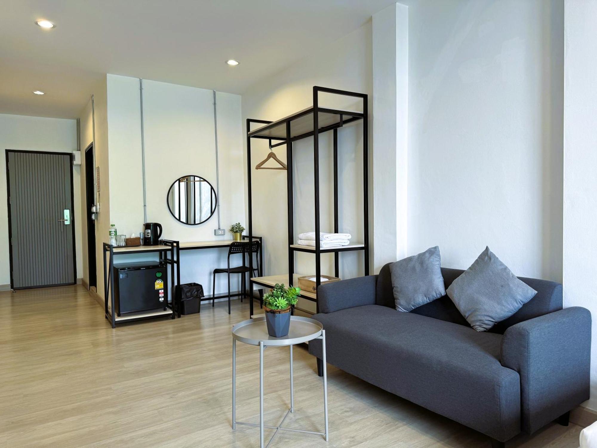 Luka House Hotel Ban Lam Luk Ka Bagian luar foto