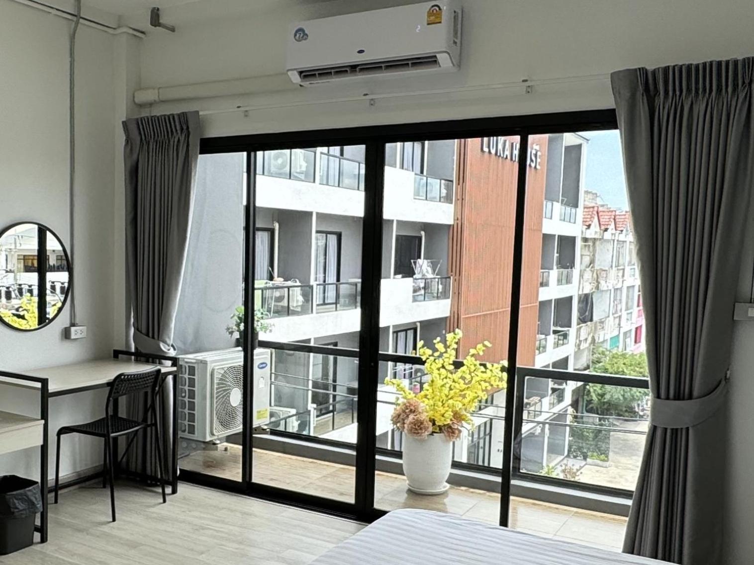 Luka House Hotel Ban Lam Luk Ka Bagian luar foto